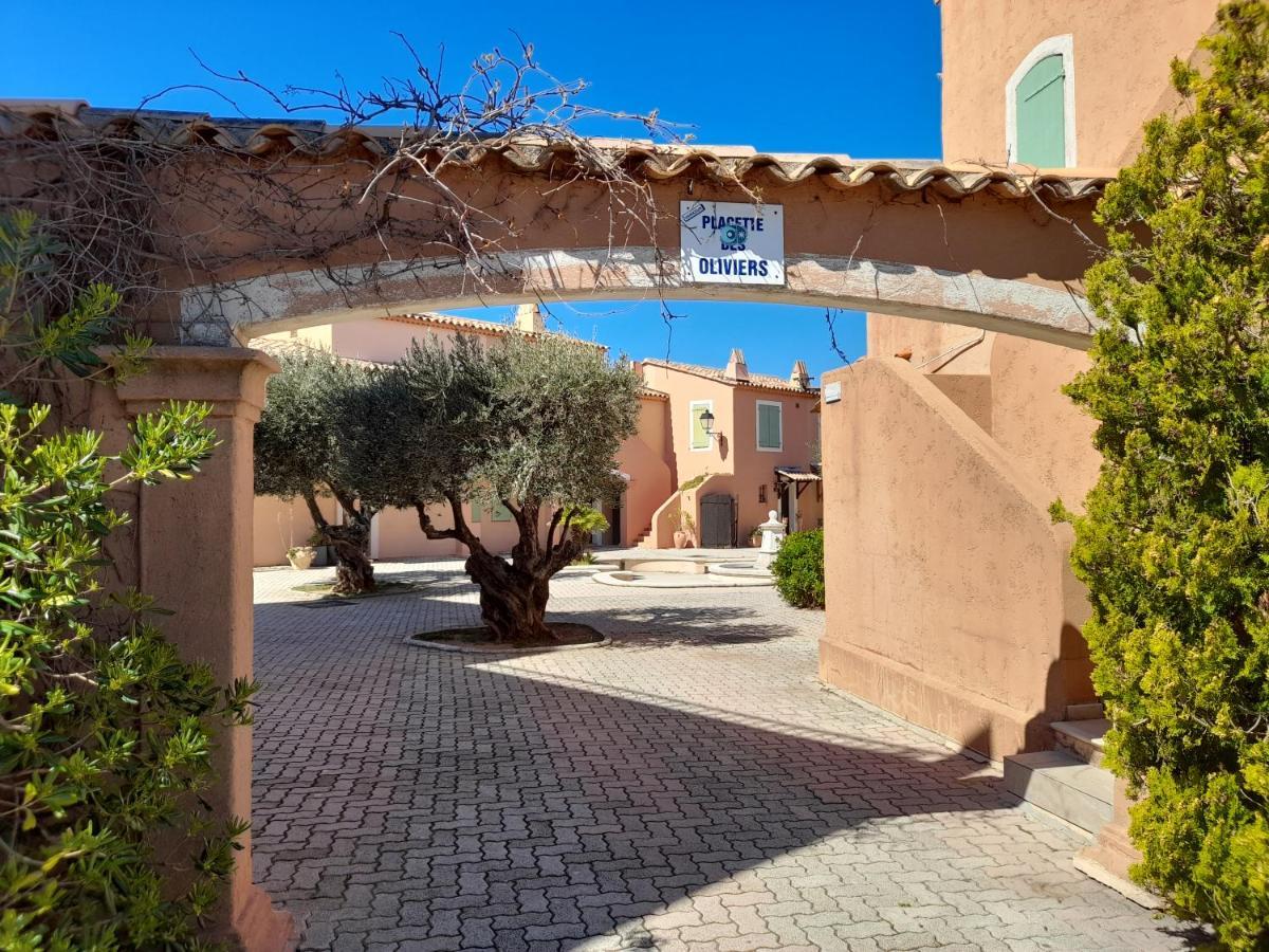Pour 4 Personnes Aux Issambres Appartement *