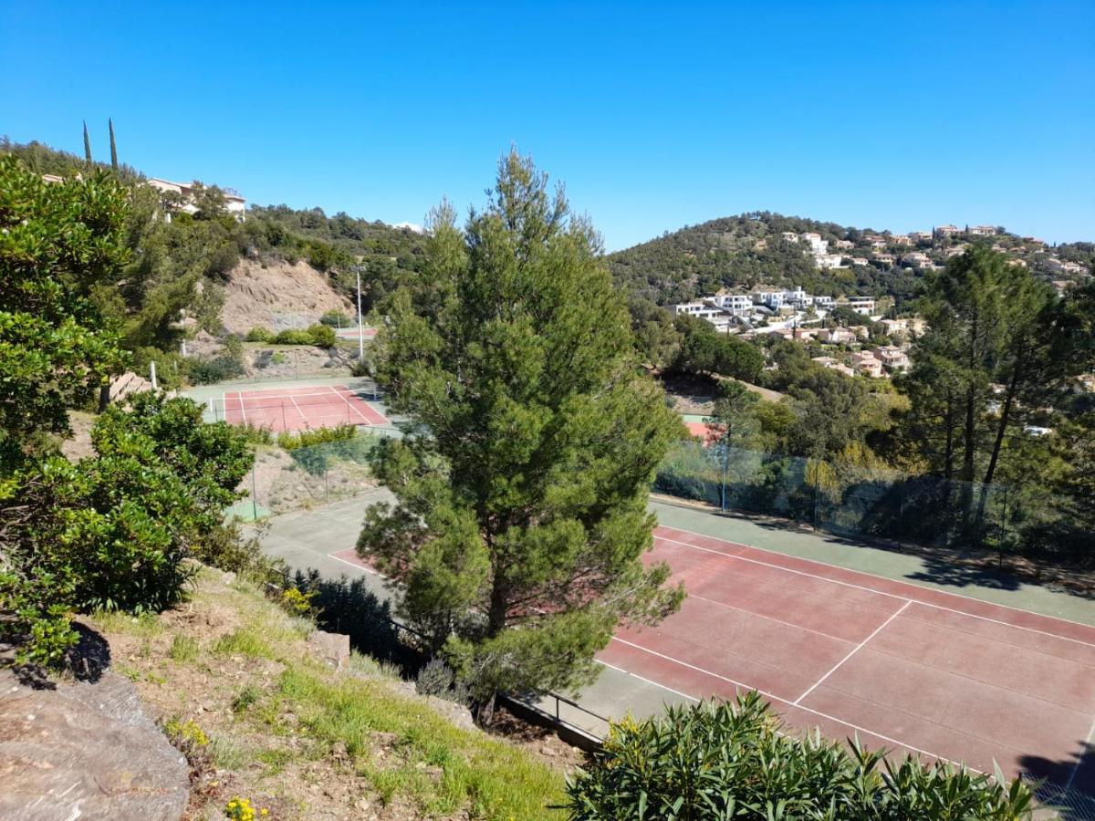 Pour 4 Personnes Aux Issambres Appartement Roquebrune-sur Argens
